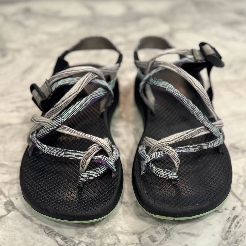 Stylish used but in great shape CHACO Women's Sandals Sz 9